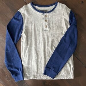 Eddie Bauer Two-Tone Henley Long Sleeve - Blue Sleeves, Light Gray Body